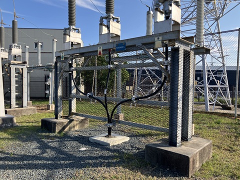 【つる草防護】静岡県　中部電力パワーグリッド　変電所つる草防護張替え